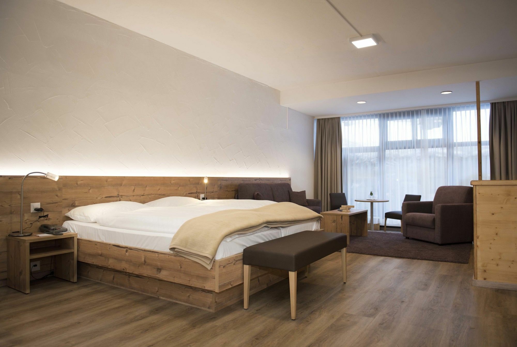 Zermatt Budget Rooms Luaran gambar
